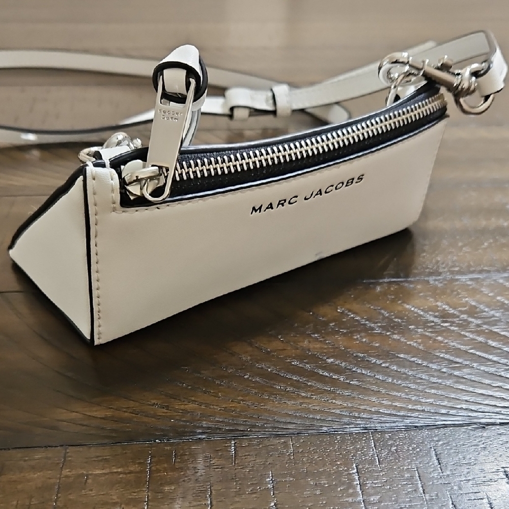 Marc Jacobs White Mini Leather Crossbody Wristlet